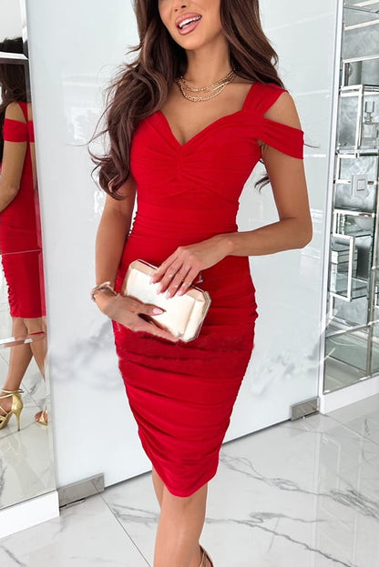 Raise A Toast – Schulterfreies, gerüschtes Midi-Bleistiftkleid 