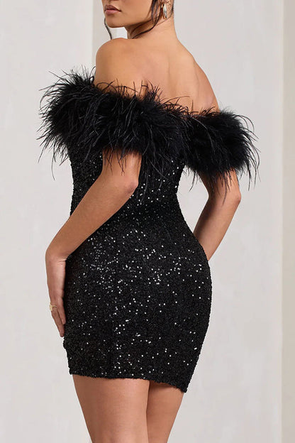 It's Show Biz – Figurbetontes Minikleid mit Pailletten und Federbesatz 
