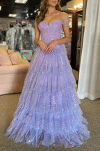 Acadia | Robe longue de bal en tulle à volants superposés et épaules dénudées, coupe en A