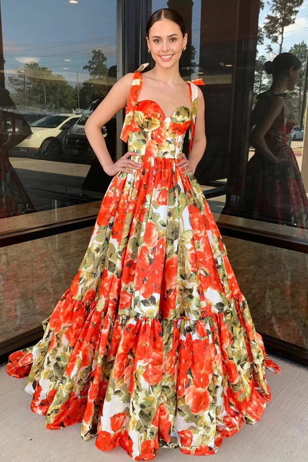 Adara | Robes longues de bal en satin à imprimé floral, coupe en A, décolleté cœur
