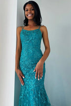 Elma | Vestido longo de baile com aplicação turquesa, cordões e corte trompete