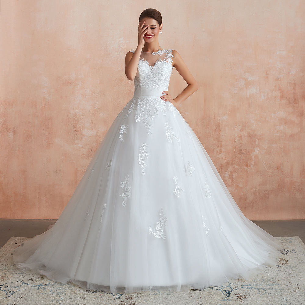 Abito da sposa lungo a linea ad A con applicazioni in pizzo e tulle meraviglioso