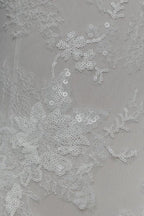 Abiti da sposa eleganti a sirena con applicazioni e scollo a V straordinari