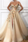 Vestido longo de baile atraente em linha A com um ombro só, em tule, com racha