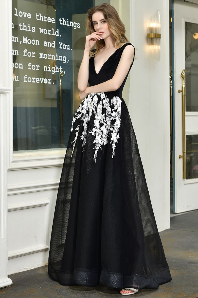 Attractive Black V-neck Aline Prom Dress White Floral Appliques Tulle Party Dress