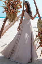 Robe de plage de mariage longue attrayante en ligne A, col en V, sans manches, en dentelle perlée