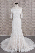 Robes de mariée élégantes sirène à traîne courte avec superbes appliques