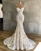 Modern Spaghetti Strap Mermaid Wedding Dress With Lace Appliques