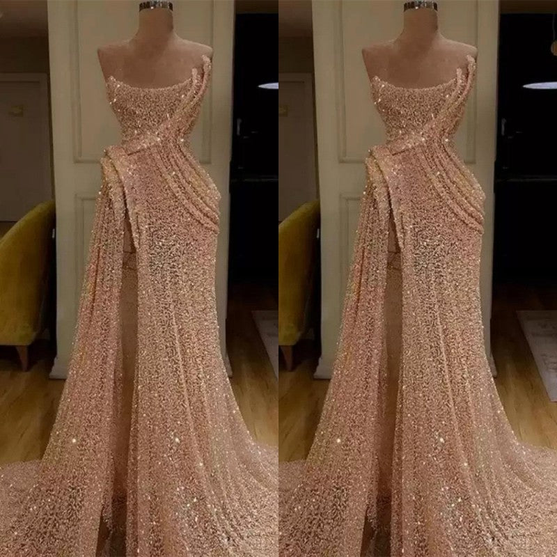 Splendido Abito Lungo da Cerimonia a Sirena con Spacco, Senza Spalline e Ricoperto di Paillettes