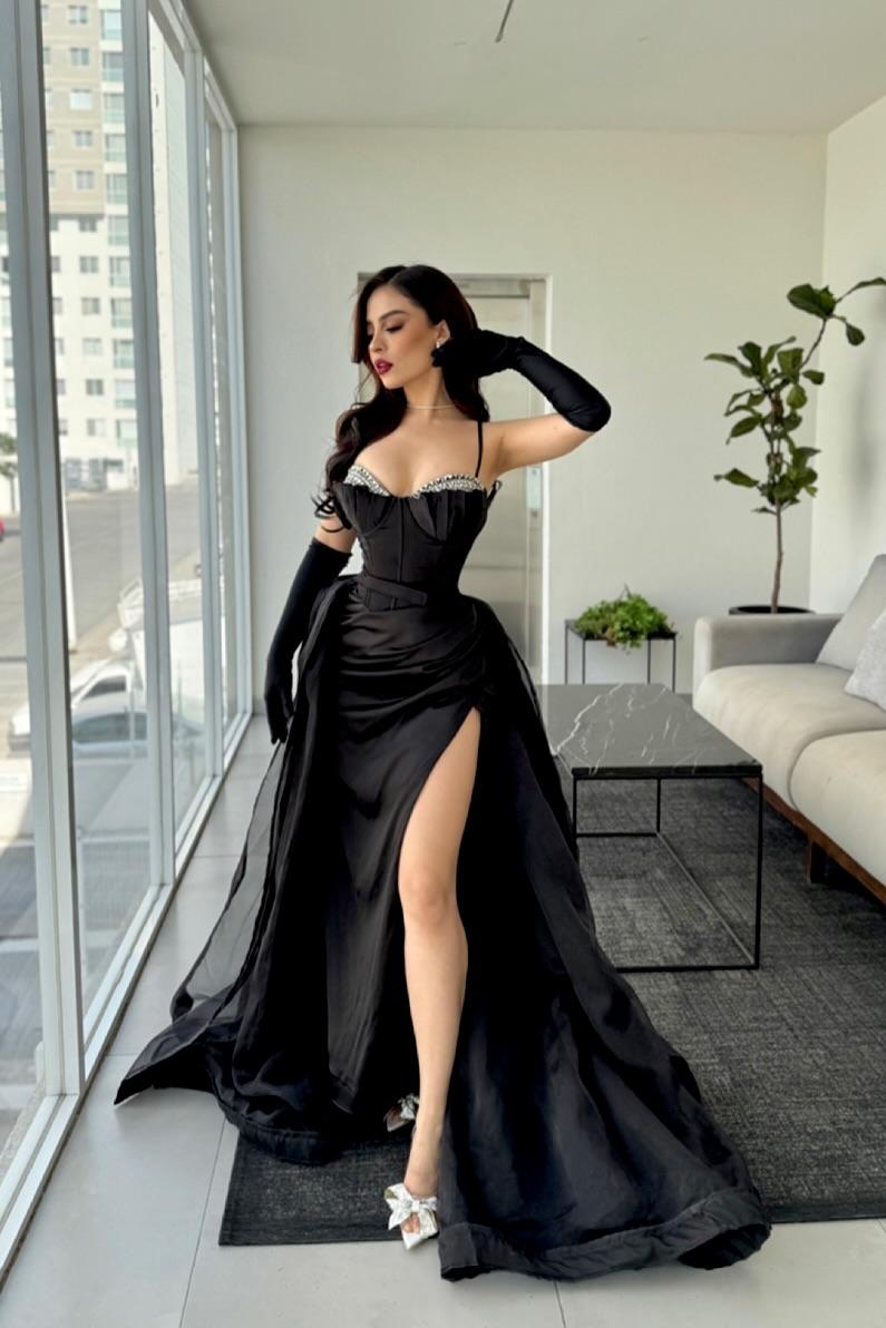 Custom Long Mermaid Prom Dress With Spaghetti Straps And Split Gloves