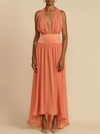 Rückenfreies Maxikleid aus Tüll mit Neckholder 
