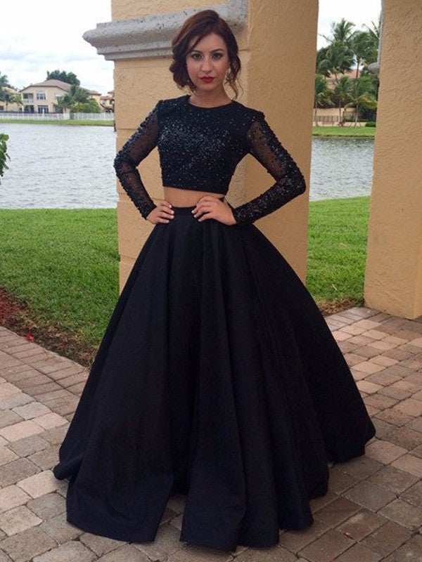 Abito da ballo lungo con maniche lunghe, scollo a barca, lunghezza fino al pavimento, in raso con perline, abito da sera