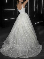 Robe de bal Robes de soirée Robe scintillante Robe de mariage Fête Traîne de cour Sans manches Bretelles fines en tulle avec paillettes