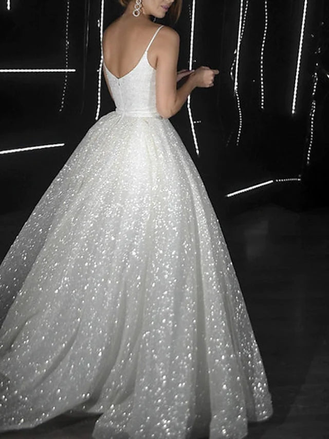 Robe de bal Robes de soirée Robe scintillante Robe de mariage Fête Traîne de cour Sans manches Bretelles fines en tulle avec paillettes