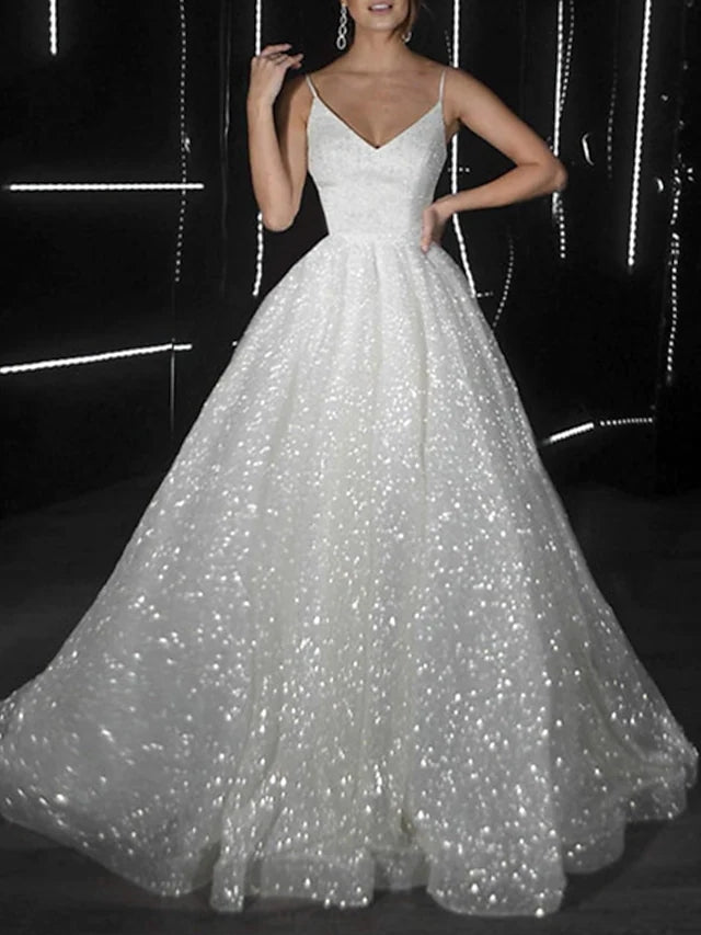 Robe de bal Robes de soirée Robe scintillante Robe de mariage Fête Traîne de cour Sans manches Bretelles fines en tulle avec paillettes