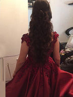 Robe de bal sans manches à épaules dénudées avec appliqué en satin longue jusqu'au sol pour bal de fin d'année