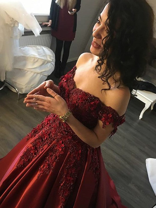 Robe de bal sans manches à épaules dénudées avec appliqué en satin longue jusqu'au sol pour bal de fin d'année
