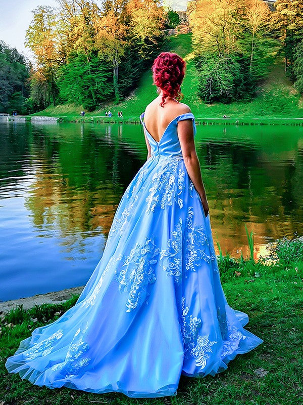 Vestidos de fiesta de tul con apliques y hombros descubiertos, sin mangas y con vestido de baile