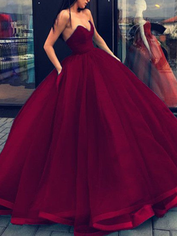 Robe de bal sans manches à décolleté en cœur en organza longue jusqu'au sol pour bal de fin d'année