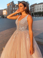 Robe de bal en tulle, col en V, perles, sans manches, longue jusqu'au sol, robe de soirée