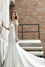 Robe de mariée sirène ajustée à manches courtes en satin avec traîne balayante/trumpet