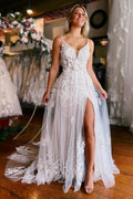 Bmbridal Spaghetti Straps Lace Wedding Dress Appliques Neckline Chapel Train