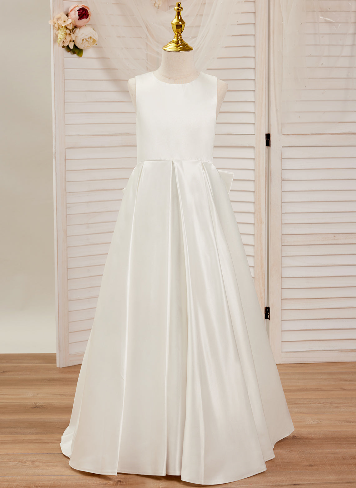 Robe de demoiselle d'honneur de première communion en satin et dentelle coupe A-line 
