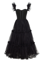 Abito da sera a linea A con corsetto e balze in tulle