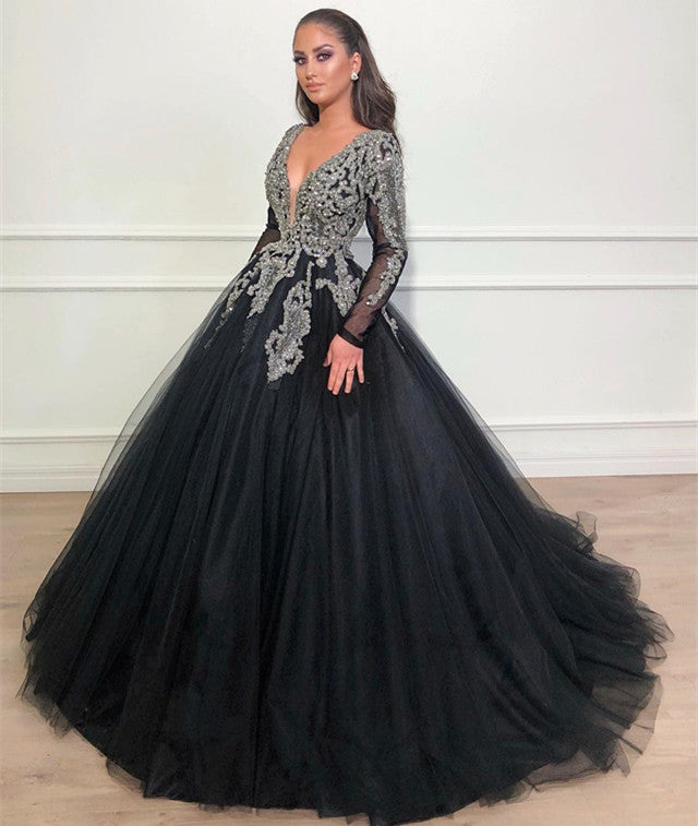 Wunderschönes Ballkleid mit V-Ausschnitt, Applikationen und Spitze, langes Ballkleid mit Ärmeln