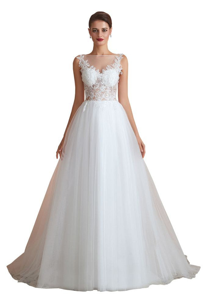 Hermoso vestido de novia blanco con escote barco y lentejuelas brillantes de encaje.