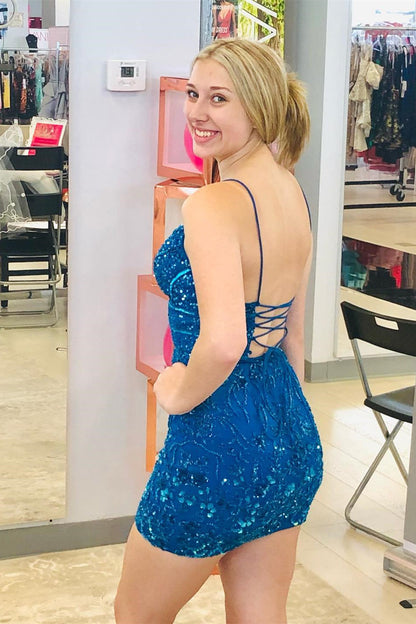 Wunderschönes blaues V-Ausschnitt Spaghettiträger Ärmelloses kurzes Homecoming-Kleid mit Spitze