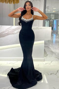 Bellissimo Abito da Sera Nero Lungo a Sirena Senza Maniche con Pietre Preziose