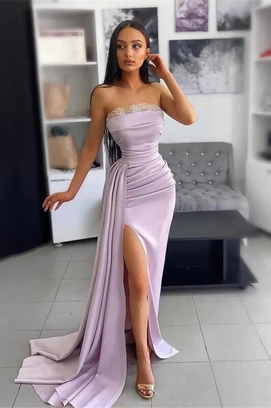 Hermoso vestido de fiesta formal de satén sin mangas, largo, sirena, sin tirantes, con abertura