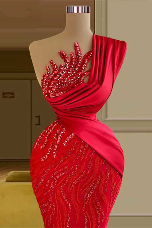 Bellissimo lungo abito da sera rosso sirena con una spalla, pizzo e paillettes, senza maniche