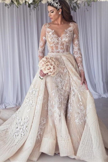 Hermoso vestido de novia de sirena con mangas largas y encaje