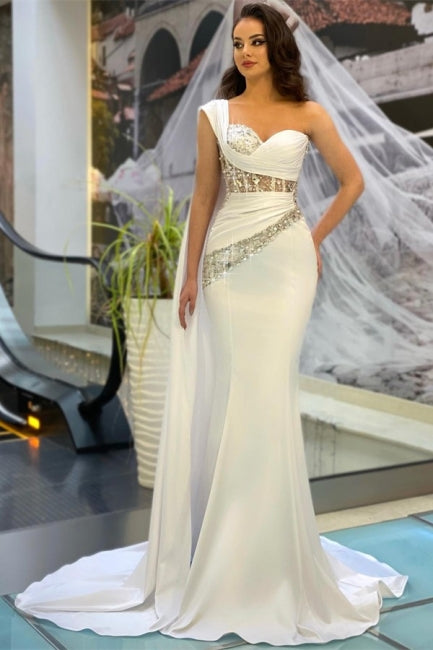 Hermosos vestidos de noche largos blancos de sirena con un solo hombro sin mangas y brillo