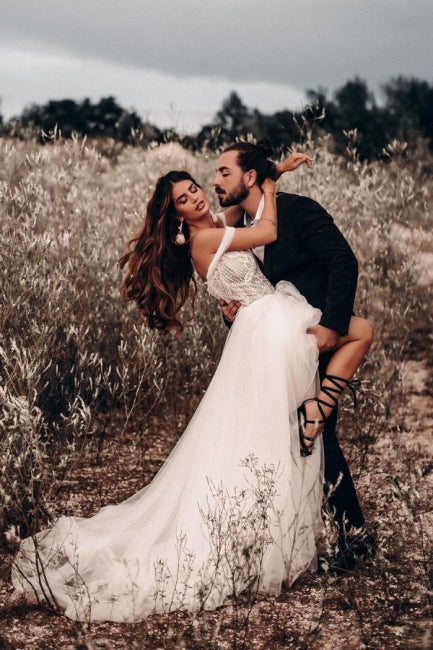 Beautiful Off-the-shoulder Sleeveless Column Floor-Length Tulle Wedding Dresses