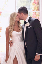 Belle robe de mariée blanche simple en ligne A avec fente latérale