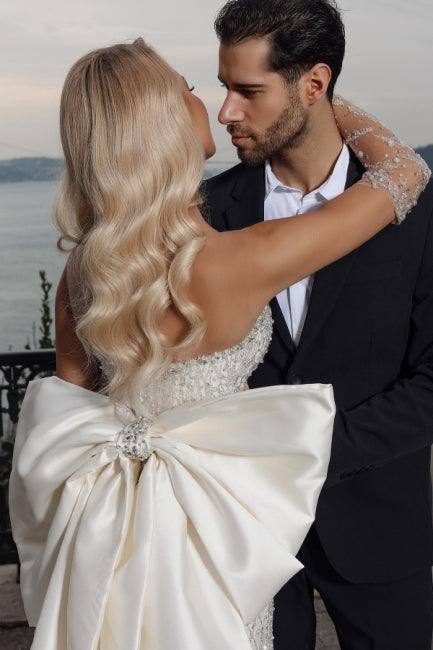 Belle robe de mariée sirène sans bretelles en forme de cœur avec traîne chapelle