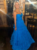 Bindi | Abiti da ballo a balze in chiffon blu cuore a linea ad A