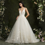 Biztunnel Long A-line V-neck Tulle Lace Backless Wedding Dresses
