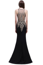Robes de bal sirène avec appliques en dentelle noire