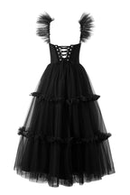 Abito da sera a linea A con corsetto e balze in tulle