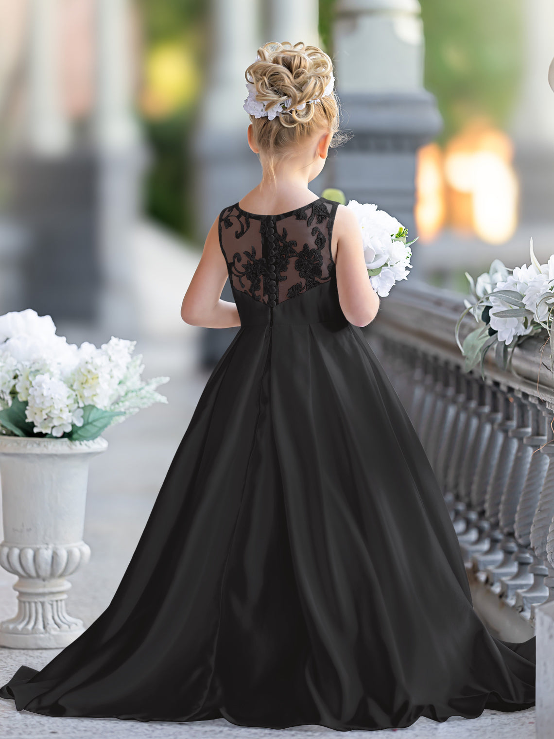 Robe de demoiselle d'honneur de première communion en satin et dentelle coupe A-line 