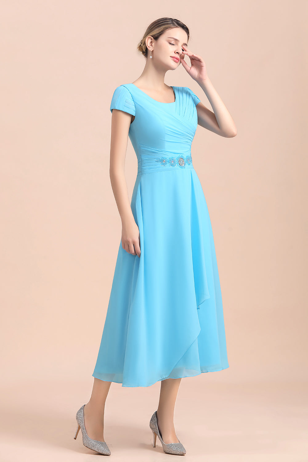 Abito da madre della sposa in chiffon blu a maniche corte, lunghezza tè, online