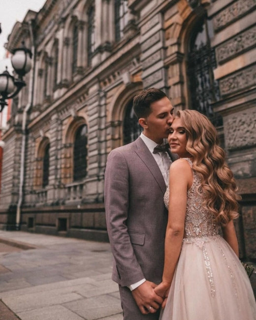 Boho A-Linie V-Ausschnitt Schlitz Brautkleider mit Spitze