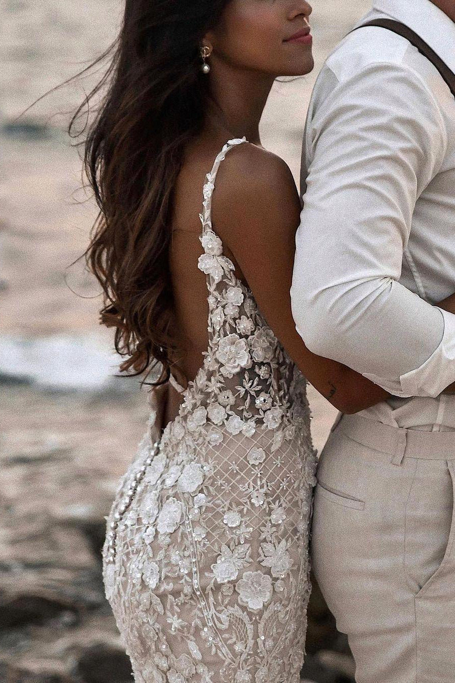 Abito da sposa sirena floreale boho senza maniche con schiena scoperta