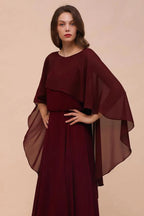 Burgunderrote Brautjungfernkleider mit Spaghettiträgern, Chiffon, bodenlang, Hochzeitsgastkleid mit Rückencape-Schals
