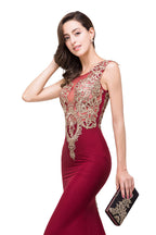 Abiti formali color bordeaux a sirena con lunghezza fino ai piedi e scollo rotondo