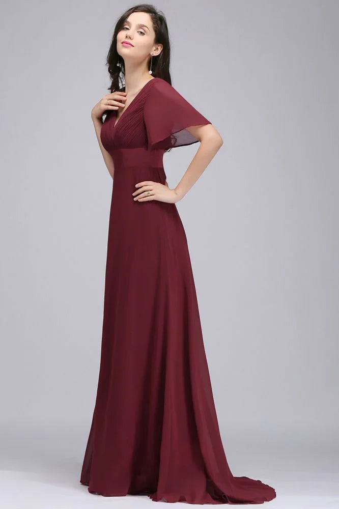 Abito da sera bordeaux lungo fino al pavimento, linea a trapezio, in chiffon